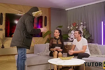 Valentina Sierra - Future Me Ordered Us To Fuck - free porn video