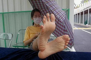 Feet Soles Wiggle - free porn video