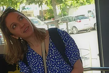 Pretty Blonde Step moms Feet In White Mjus Ketta Sandals (faceshot) - free porn video
