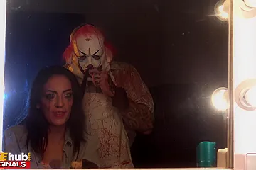 Halloween - Horror Movie Actress With Slim Fit Body And Plump Ass Confronted By Real Bad Guy - free porn video