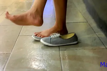 Asian Lady Feets - free porn video