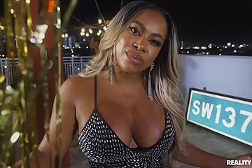 Perverted Ebony Step mom Breyana Moore Breathtaking Sex S - free porn video