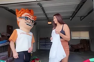 Lola Pearl - free porn video