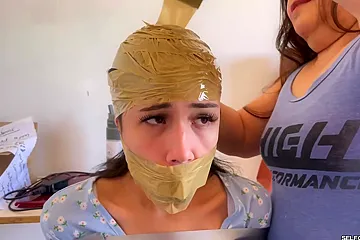 18 Year Old Snoop Tied By Granny - free porn video