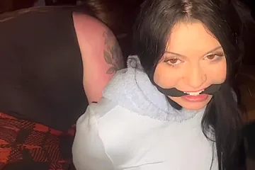 Cheyane - Park It - free porn video