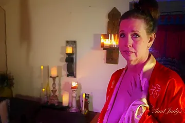 Busty Mature Amateur Autumn Gets A Naughty Massage - free porn video