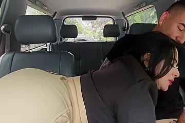 Decido Follarme A Puta Colombiana Sin Condon En Via Publica Hasta Venirme Dentro De Su Cono 19 Min - free porn video
