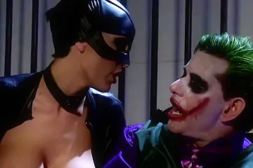 Katwoman Jennifer Dark Prowls Into A Prison Cage 3way - free porn video