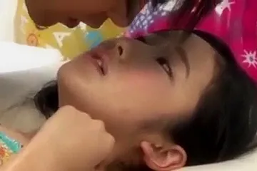 I put my finger in and out of her shaved pussy and cum inside her. - free porn video