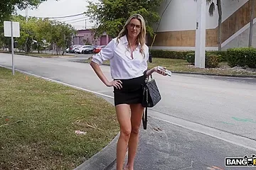 Tall Girl Alli - Horny Tall Girl Needs Bbc - free porn video