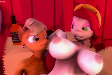 Applejack Put Her Girlfriend On A Futanari Dick And Brought Her To Orgasm - free porn video