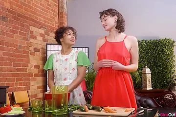 Dodi Salad Mates - Rubi Valentine - free porn video
