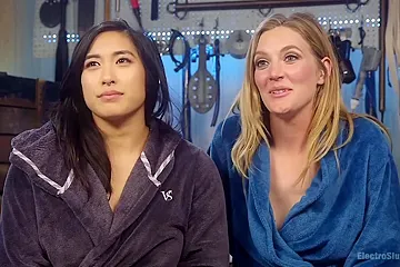 Breaks In Electro-pet With Mona Wales And Mia Li - free porn video