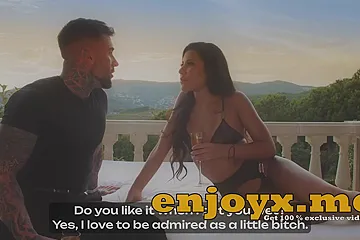 Brunette Honey Gets Down And Dirty With A Cool Sunset Backdrop - Andrea Retali - free porn video
