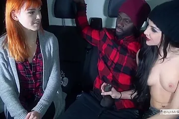 Anny Aurora, Lullu Gun - Aurora And Lullu Gun Shoving Down Their Throats - free porn video