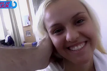 Joleyn Burst - free porn video